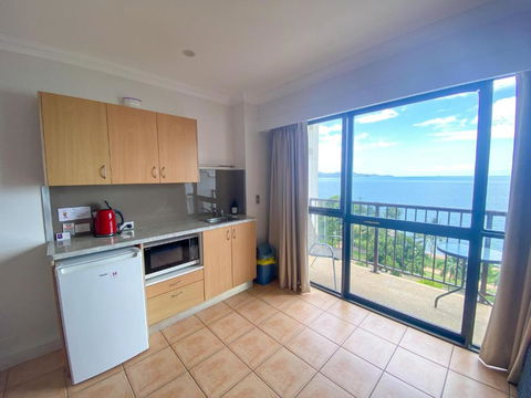 Aquarius 703 - Getaway Accommodation 2