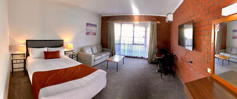 Ararat Colonial Lodge Motel - Getaway Accommodation 2