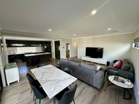 Arlia - Busselton - Getaway Accommodation 0