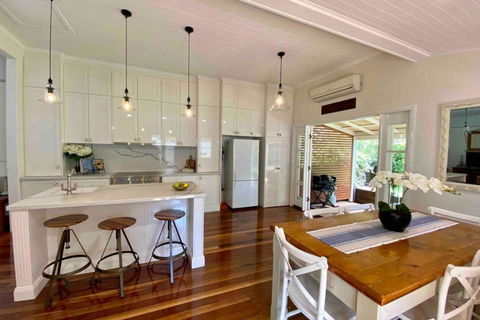 Ashbrooke Cottage - Getaway Accommodation 3