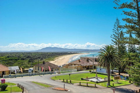 Astor Apartment 2 - Bring Your Own Linen - Getaway Accommodation 2