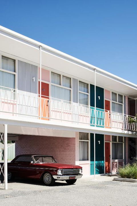 Astor Hotel Motel - Getaway Accommodation 4