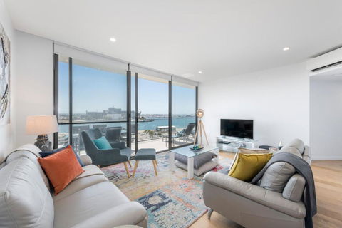 Astra Apartments Newcastle - Getaway Accommodation 3