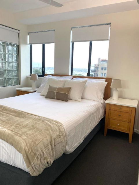 At The Beach Mooloolaba, Private Rooftop With Spa, 50m To Beach, Surfclub And Esplanade - Getaway Accommodation 2