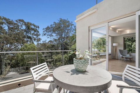 Audrey - Little Cove - Getaway Accommodation 2