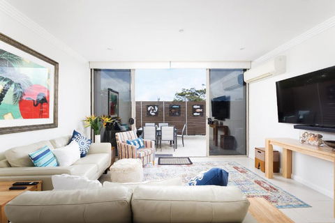 Aura 10 Shoal Bay - Getaway Accommodation 4