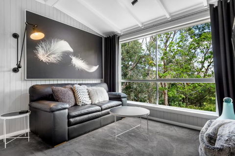 Aurora Cottage - Getaway Accommodation 0
