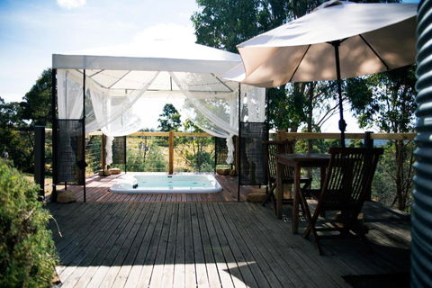 Avalon Private Spa Villa With Beautiful Tree Views - Getaway Accommodation 0