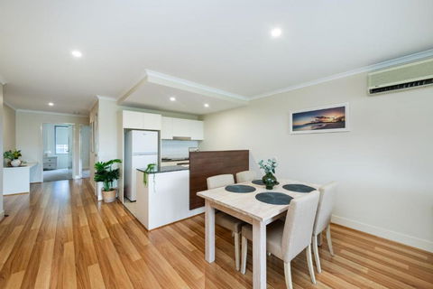 Avenue 16 - Getaway Accommodation 0