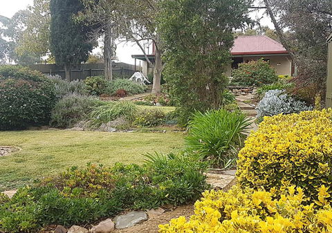 Ayers Burra - Historical 1851 Cottage - Getaway Accommodation 3