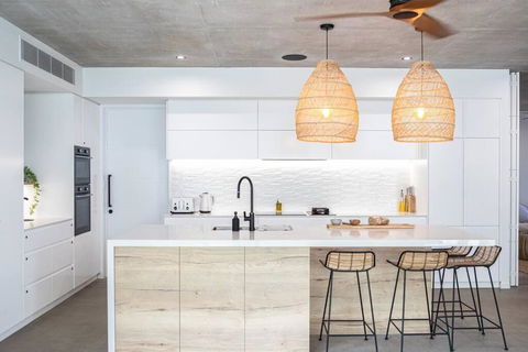Azure Port Douglas - Luxurious & Modern - Getaway Accommodation 1