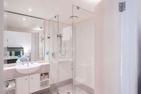 Azure Harmony - A Breezy Hideaway At The Beach Club - Getaway Accommodation 4