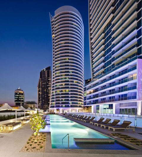 Hilton Surfers Paradise Hotel & Residences - Getaway Accommodation 5
