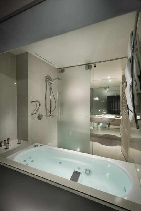 Hilton Cairns - Getaway Accommodation 4