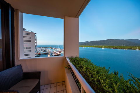 Hilton Cairns - Getaway Accommodation 30