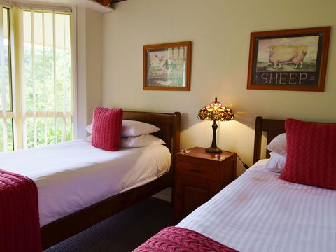 Apple Tree Cottage Montville - Getaway Accommodation 8