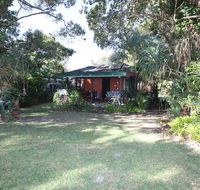 Signal Cottage - Getaway Accommodation