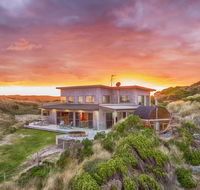 Porky Beach Retreat - King Island Escapes - Getaway Accommodation
