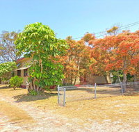 'Daves Place' 27 Rigney St - Holiday house with WIFI Aircon  Boat Parking - Getaway Accommodation