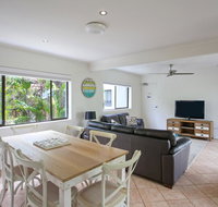 'Pandanus Cove' Apartment 5 - Getaway Accommodation
