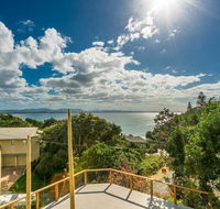 13 Brownell Drive Wategos Beach - Beach House - Getaway Accommodation