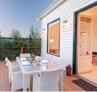 1880s Kananook Boutique Historic Luxury Apartment FSC Private Villa Bairnsdale - Getaway Accommodation