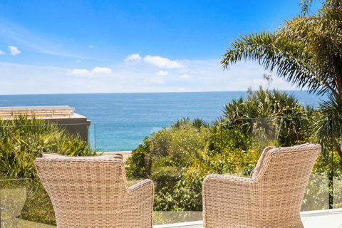 19 Ross Crescent - Getaway Accommodation 0