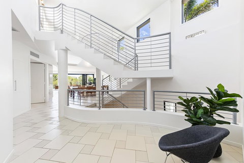 19 Ross Crescent - Getaway Accommodation 3