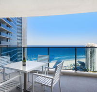 2 Bedroom Ocean View 27 Floors above H-Residences - Getaway Accommodation