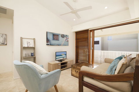 2 Hale Lani - Getaway Accommodation 0