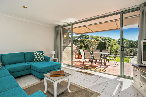 2 James Cook Apartments - Getaway Accommodation 2