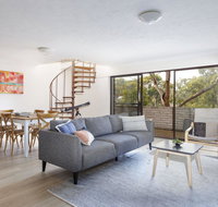 20 Booneroo - Walk To The Beach - Getaway Accommodation