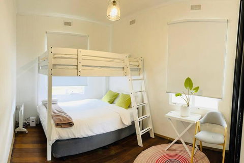 D123 Super Sun Shine Stay - Getaway Accommodation 3