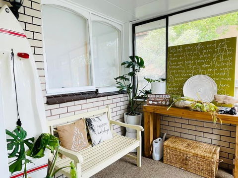 D132 Well Keep Secret Lake Home - Getaway Accommodation 1