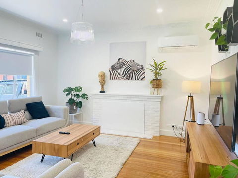 D133 St Alban Station Stay - Getaway Accommodation 0