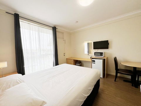 Dandenong Motel - Getaway Accommodation 4