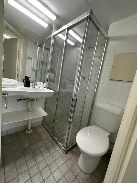 DCH On Mitchell - Getaway Accommodation 3