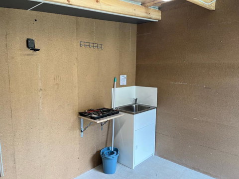 Derby Digs Cabin - Getaway Accommodation 4