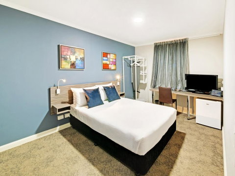 28 Hotel - Getaway Accommodation 3