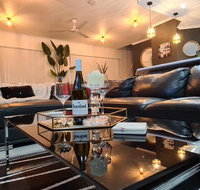 3 BEDROOM CITY ESCAPE - CHAMPAGNE STAYS Darwin - Getaway Accommodation