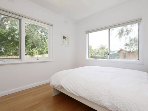 DROMANA BEACH SHACK - Getaway Accommodation 4