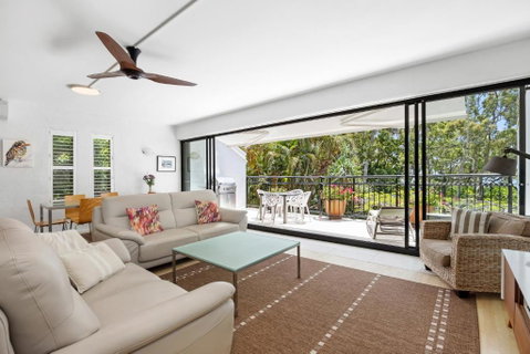 Family Charm, Just Steps To The Beach - Getaway Accommodation 4