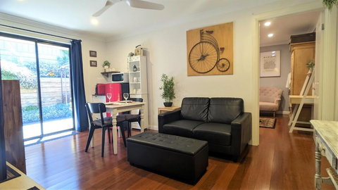 Frostwood House - Getaway Accommodation 3