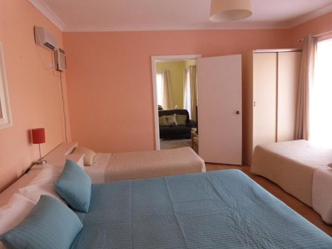 Fullarton Motor Lodge - Getaway Accommodation 4