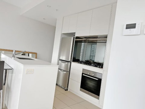 G901S - Bright Zetland Escape With City Views - Getaway Accommodation 3