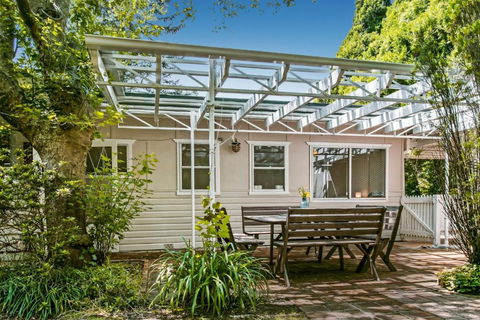 Garden Cottage - Getaway Accommodation 3