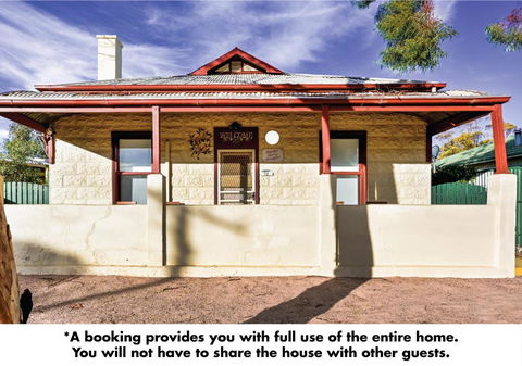 Hawker Bed And Breakfast - Getaway Accommodation 1