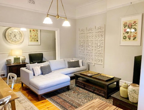Hollidge House 5 Star Luxury Apartments - Getaway Accommodation 2