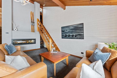 Ibis On Lake Jindabyne - Getaway Accommodation 3