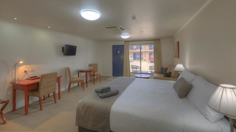 INVERELL RSM CLUB MOTEL - Getaway Accommodation 1